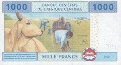 Camerún "U" Central African States-P-207Ue(2), 1.000 Fcos., 2.002, Manipulación de Madera, UNC